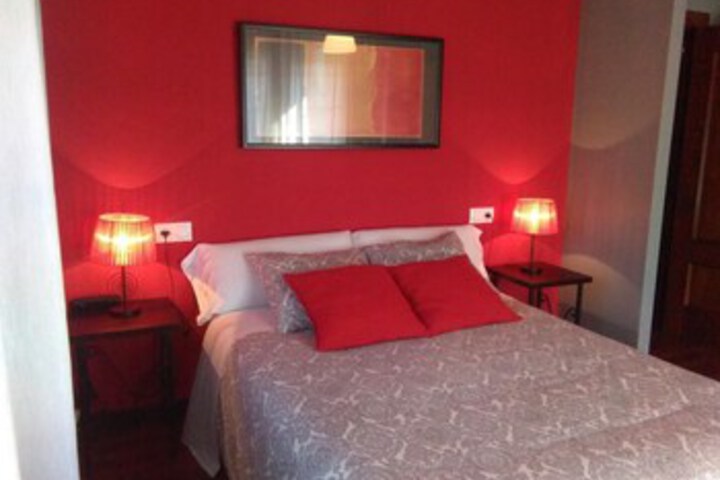 Room 32 of 42