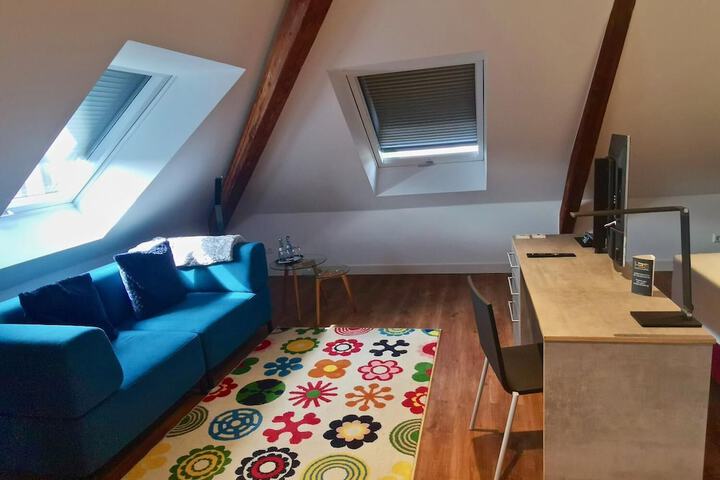 Room 8 of 31