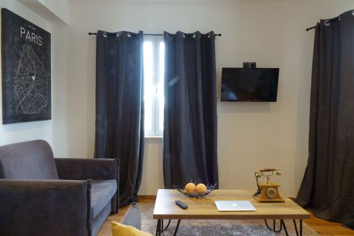Room 73 of 121