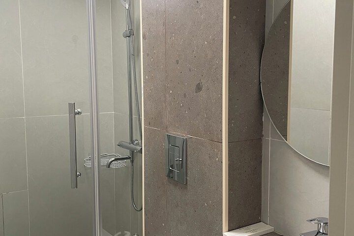 Room 114 of 127