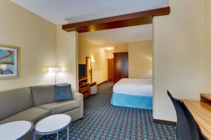 Fairfield Inn & Suites Dunn I 95