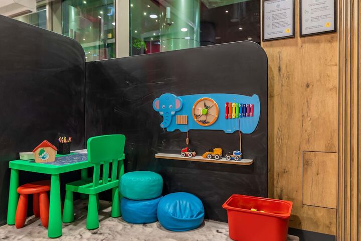 Children's play area - indoor