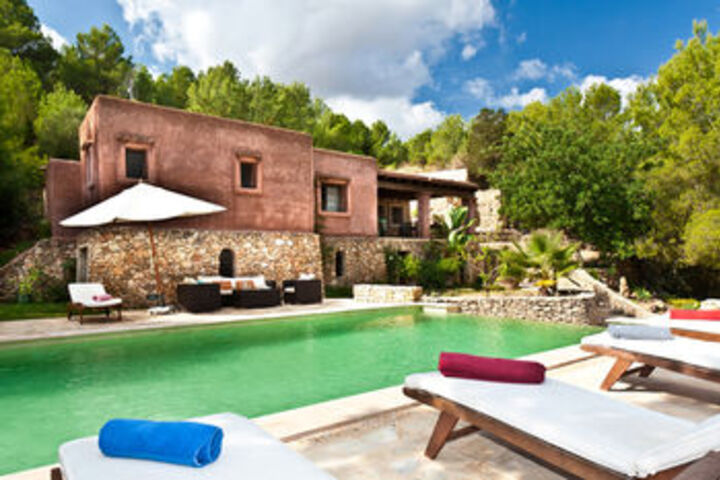 Pool 18 of 22