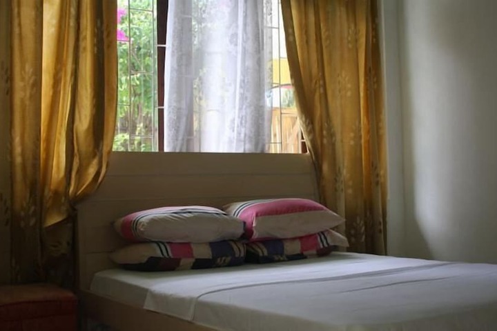 Room 5 of 19