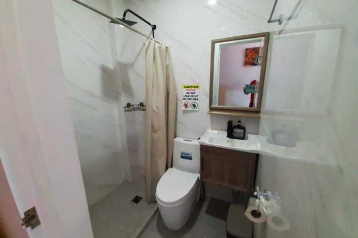 Room 25 of 52