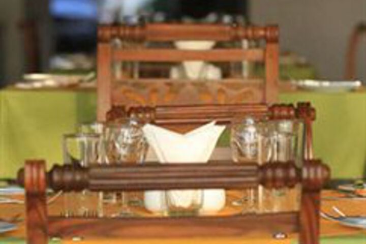 Dining 36 of 42