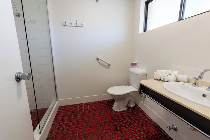 Room 21 of 41