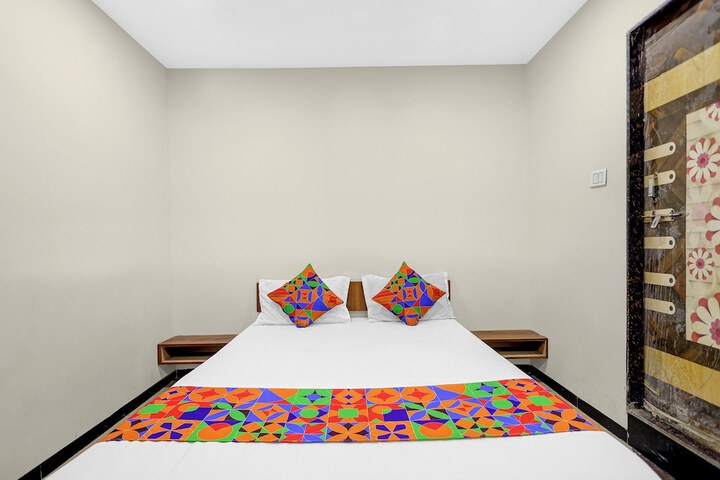 Room 15 of 22