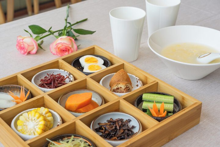 Breakfast/Coffee Service 99 of 126