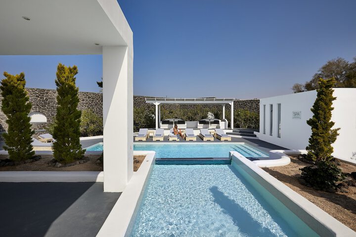 Pool 38 of 74