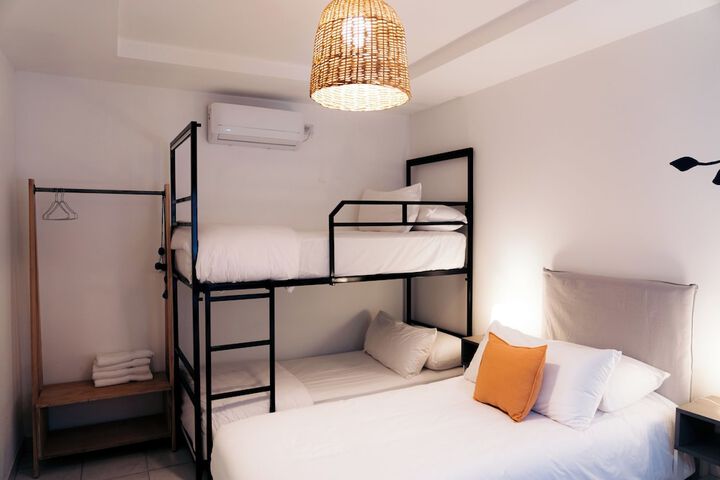 Room 21 of 50