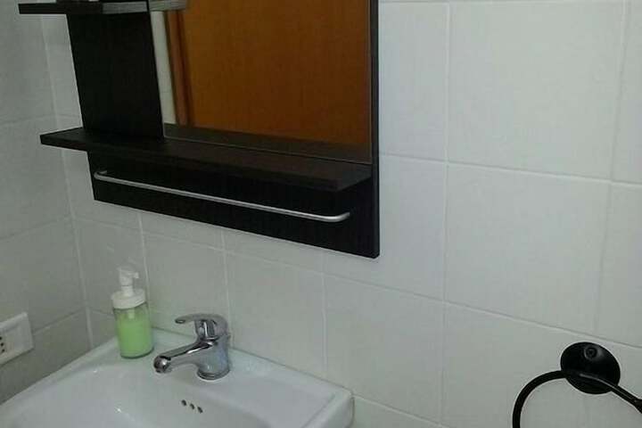 Room 15 of 46