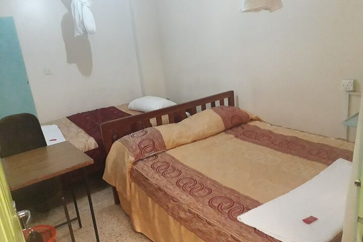 Room 7 of 20
