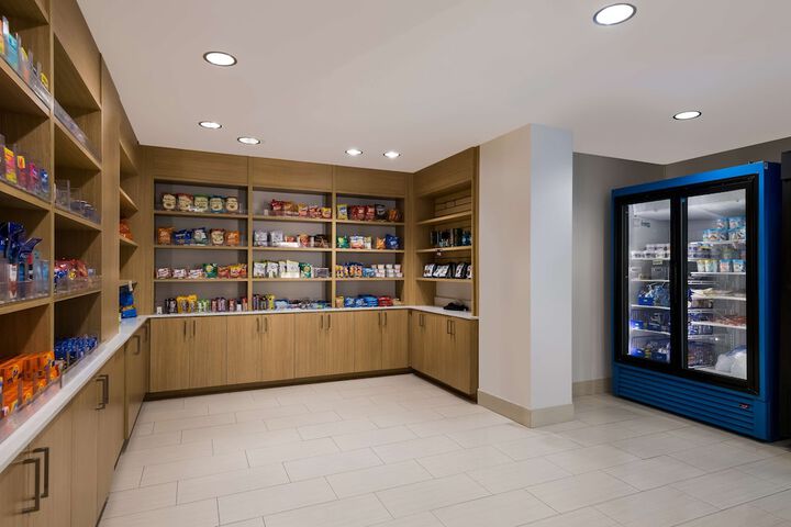 Snack bar