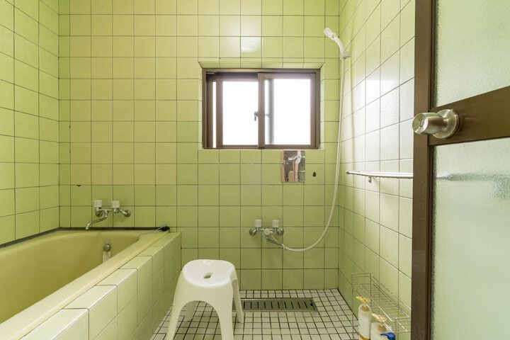 Room 17 of 22
