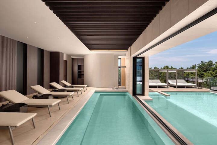 Pool 43 of 57