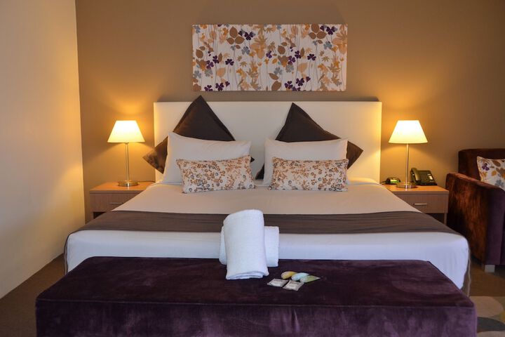Room 4 of 54