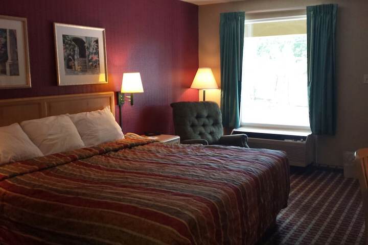 Room 3 of 26