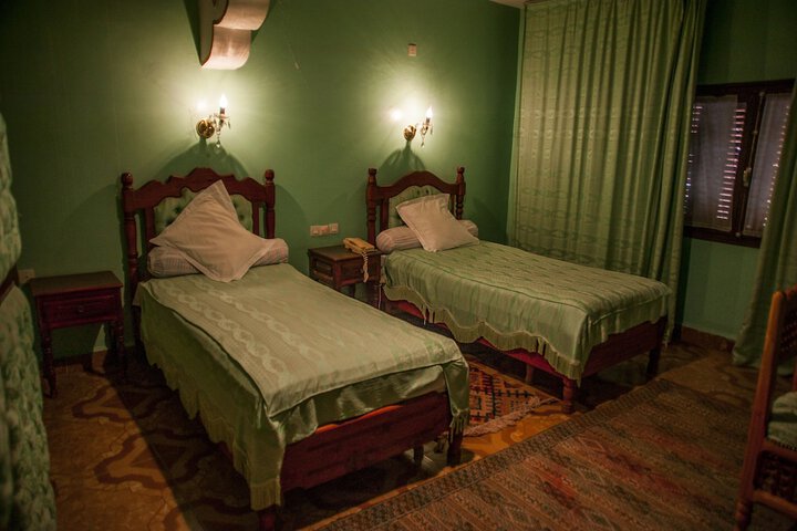 Room 8 of 28