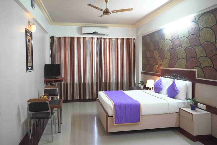 Room 30 of 59