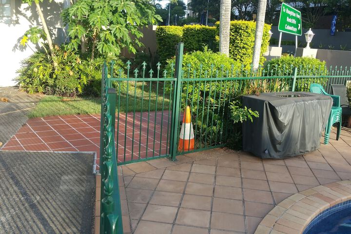 Property Grounds 76 of 85
