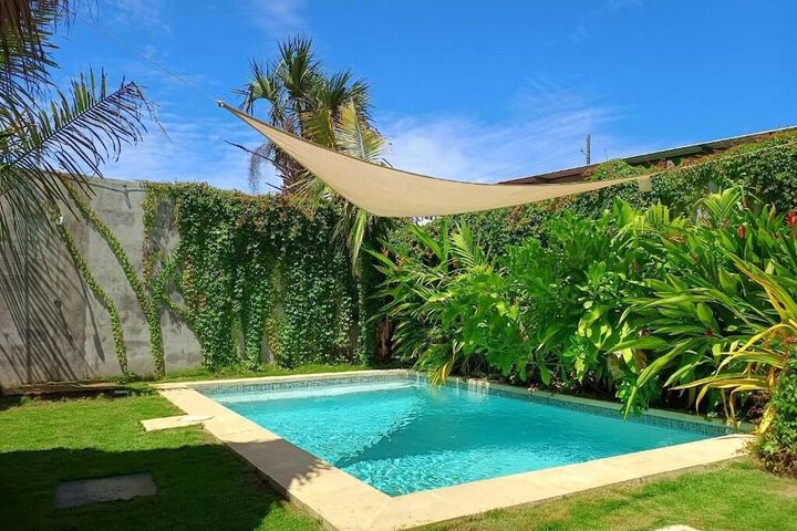 Pool 23 of 34