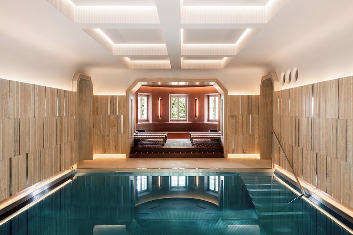 Pool 75 of 127