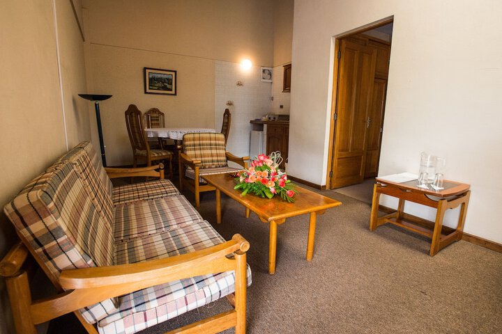 Room 14 of 33