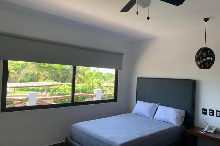 Room 2 of 48