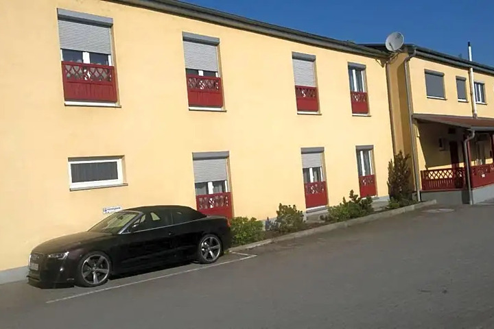 HOTTENTOTTEN INN