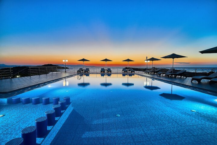 Pool 19 of 37