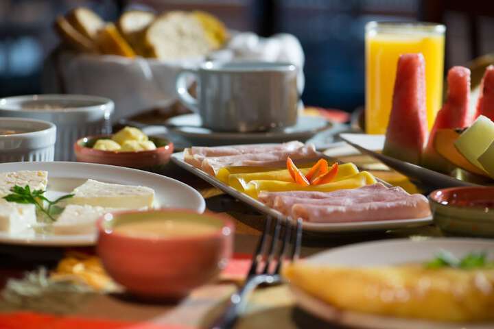 Breakfast/Coffee Service 90 of 123