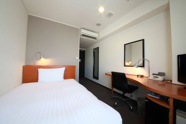 Room 25 of 78