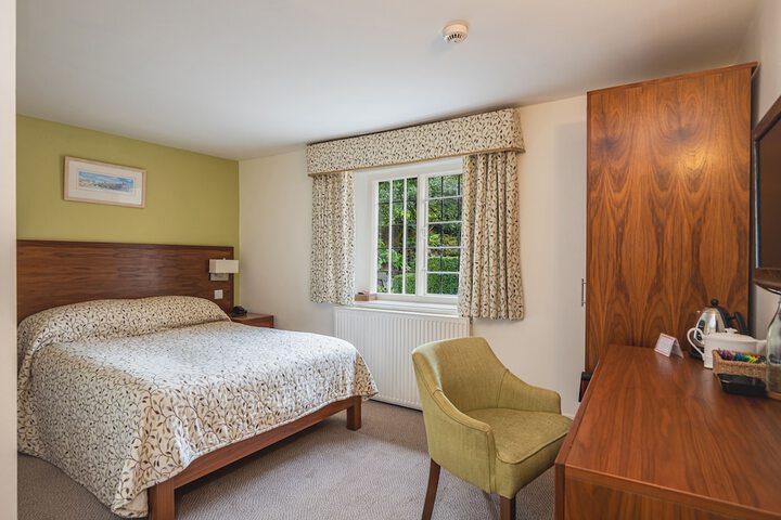 Room 12 of 41