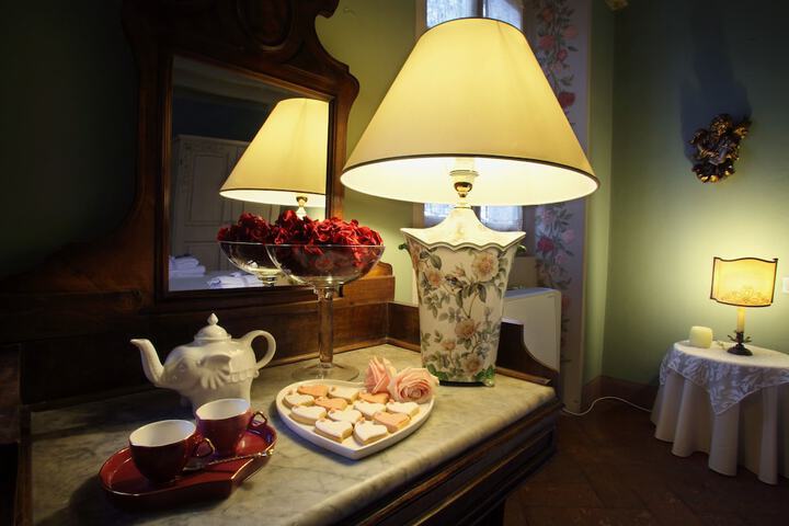 Room amenity