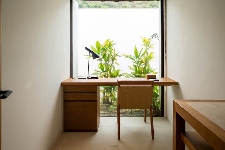 Room 26 of 152