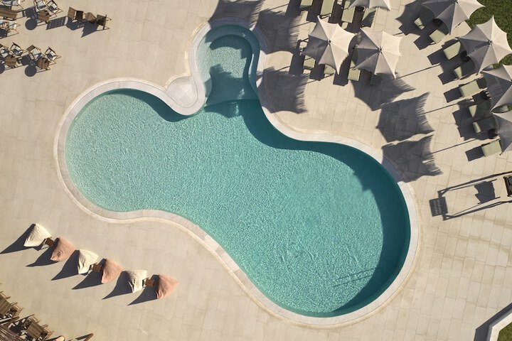 Pool 44 of 59