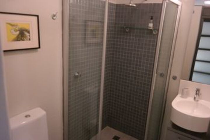 Room 4 of 41