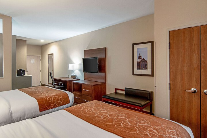1 King Bed Suite (14 of 23)