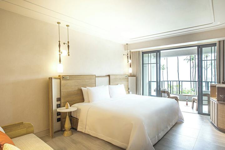 Room 38 of 159