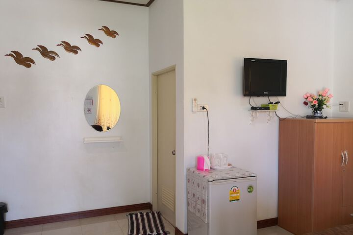 Room 4 of 14