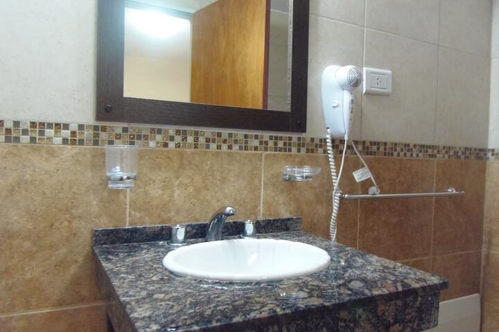 Room 4 of 14