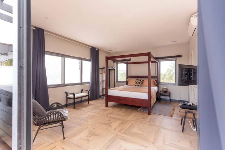 Room 3 of 75