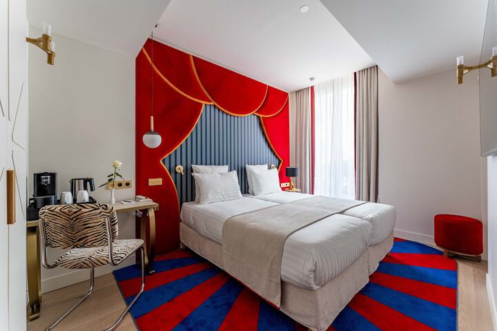 Room 20 of 134