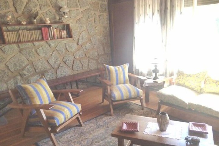 Room 17 of 36