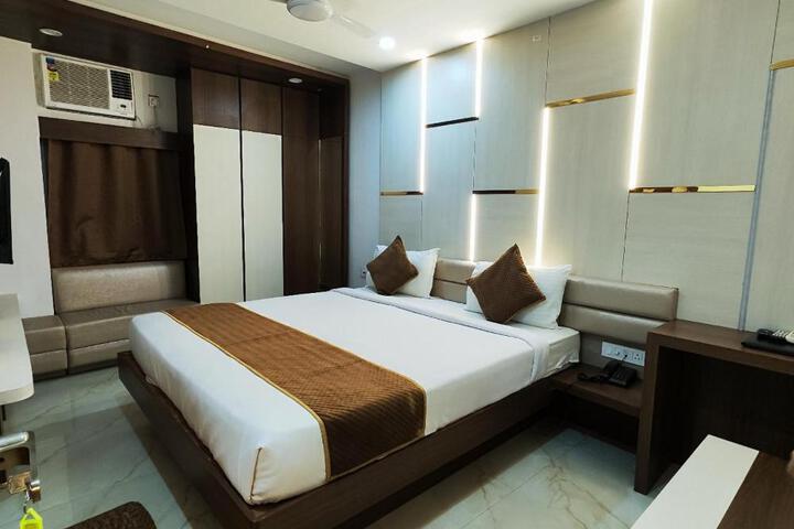 HOTEL RUDRAKSHA INN