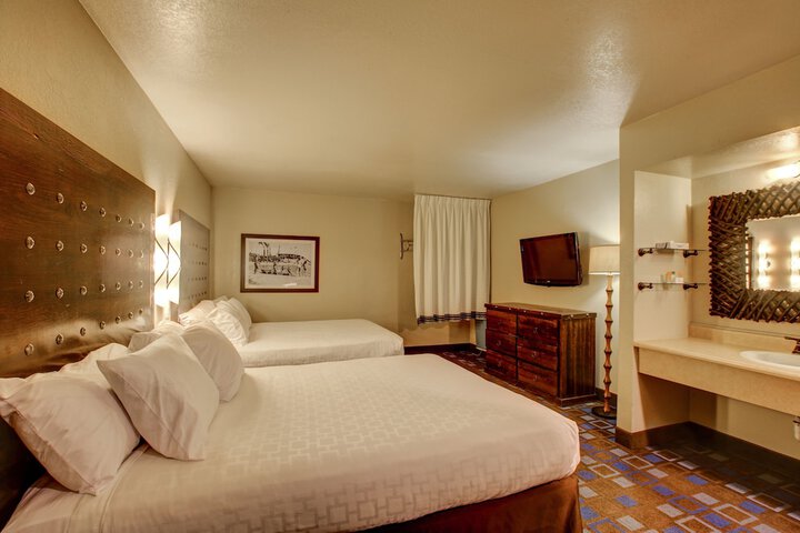 Pointe Suite Low Floor (7 of 19)