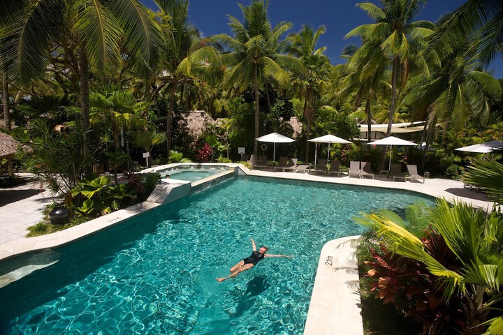 Pool 65 of 280