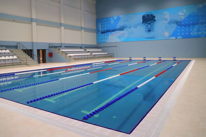 Pool 12 of 21