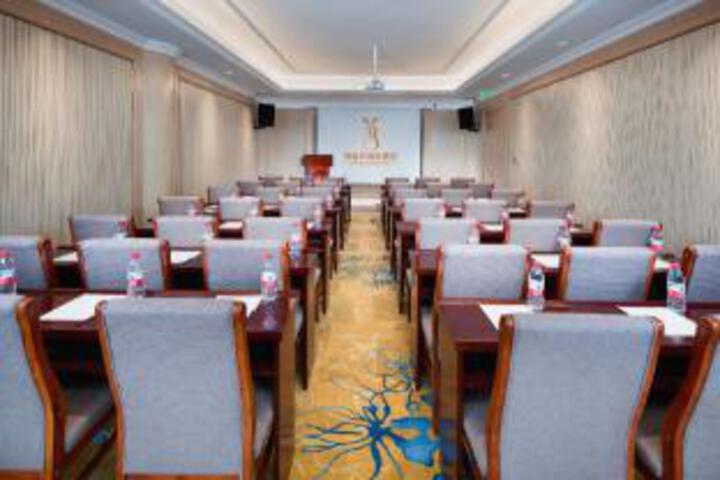 Room 15 of 23